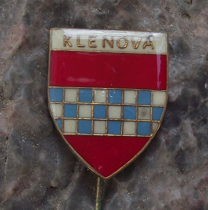 Klenova Czechoslovakia Heraldic Crest Coat of Arms Tourist Souvenier Pin Badge - Badgecrazy