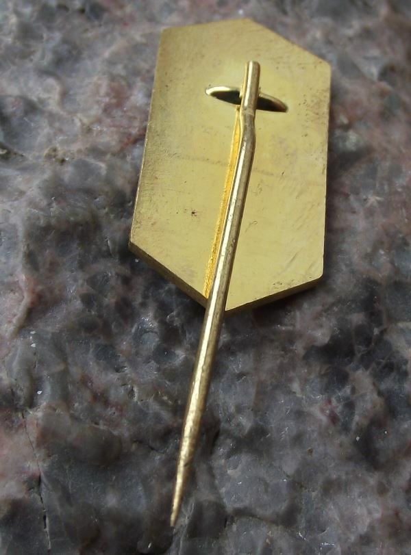 1985 Svazarm Czech Army Military Reserve Grand Prix Racing Car Race Pin Badge - Badgecrazy