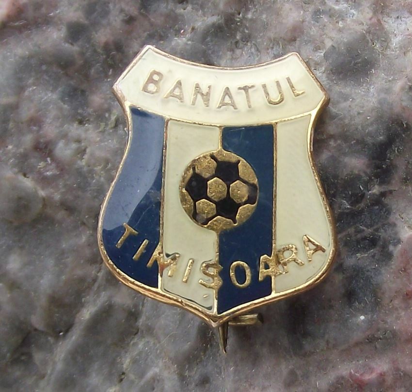 Antique Banatul Timisoara Romania Romanian Soccer Football Club Crest Pin Badge - Badgecrazy