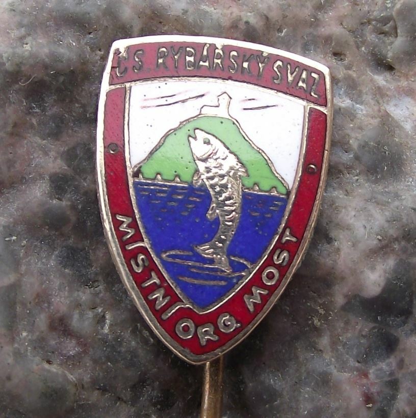 Antique Most Bridge Fishing Angling Association CSRS Members Fish Pin Badge - Badgecrazy