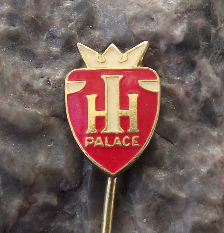 Antique Art Nouveau Palace Hotel Centre of Prague Visitor Crowned Pin Badge - Badgecrazy