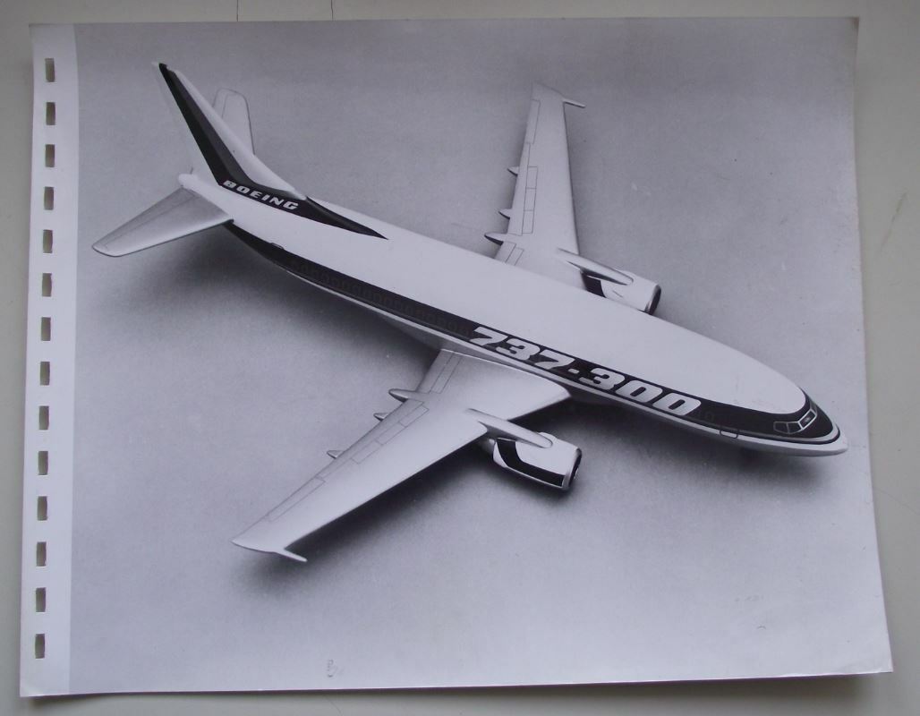 Rare Boeing 737-300 Aircraft Jet Airliner Aviation Photographic BW Print Photo - Badgecrazy