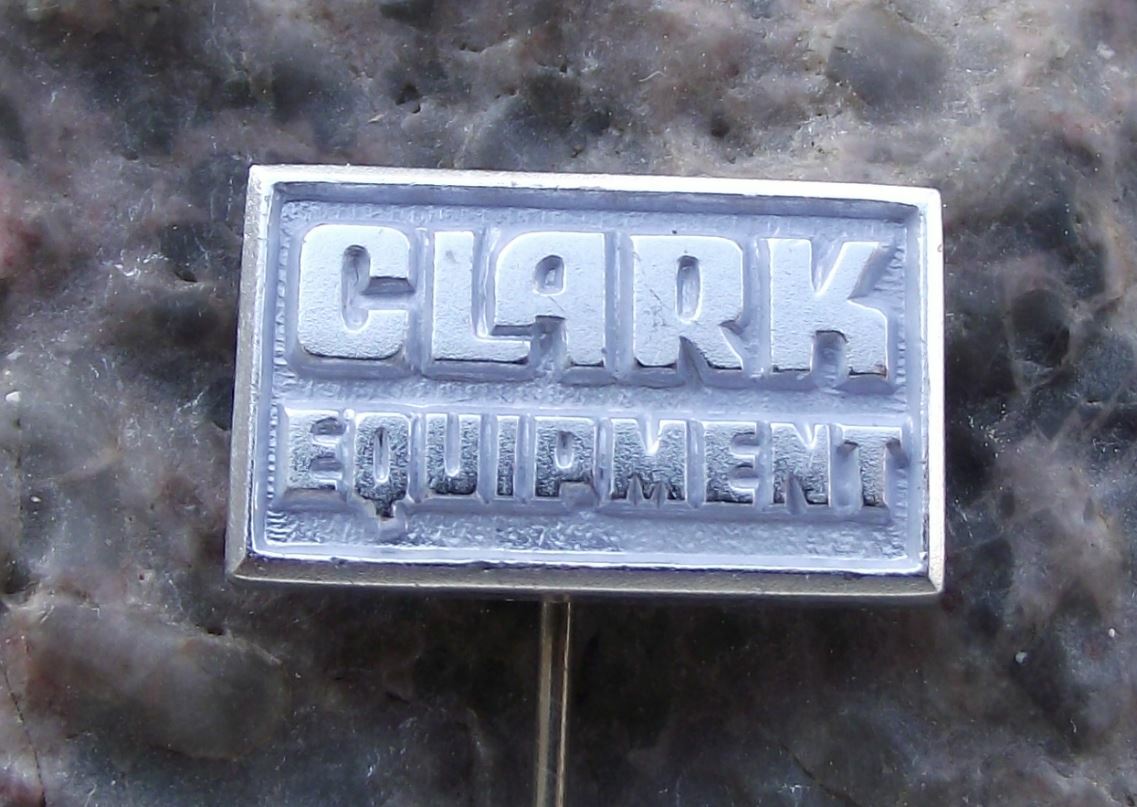 Vintage Clark Equipment Company Construction Fork Lift Truck Firm Pin Badge - Badgecrazy