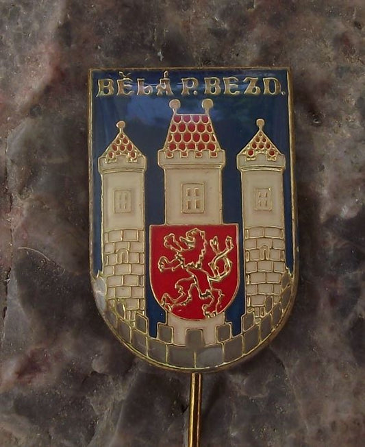 Bela pod Bezdezem Czechoslovakia Heraldic City Crest Coat of Arms Pin Badge - Badgecrazy