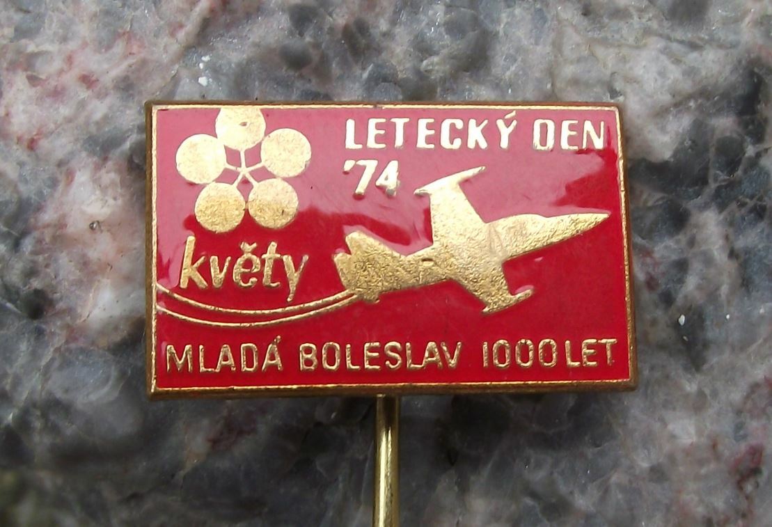 1974 Aero L-39 Albatros Czechoslovakia Air Show Display Mlada Boleslav Pin Badge - Badgecrazy
