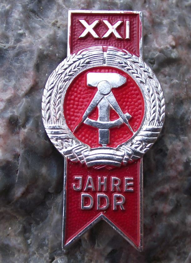 1970 East Germany DDR GDR 21st Anniversary German GDR Commemorative Pin Badge - Badgecrazy