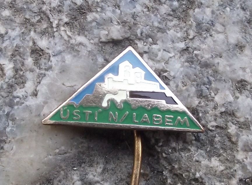 Antique Usti nad Labem Strekov Schreckenstein Castle River Elbe Pin Badge - Badgecrazy