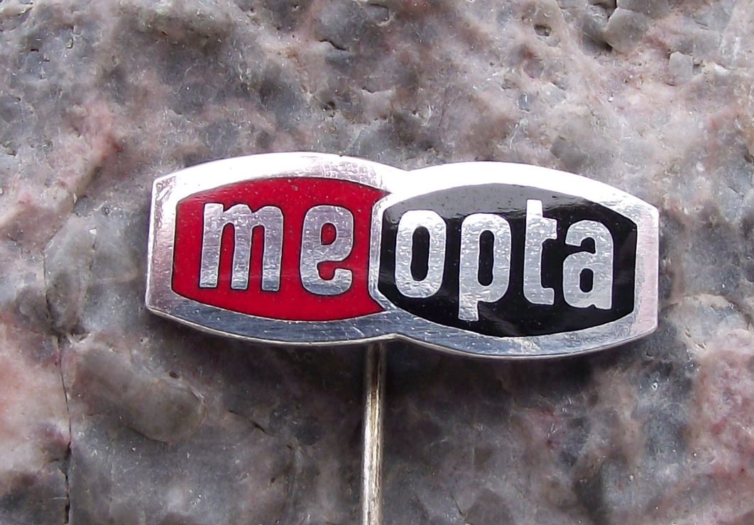 Vintage Meopta Stereo Logo Photographic Camera Optical Firm Pin Badge - Badgecrazy