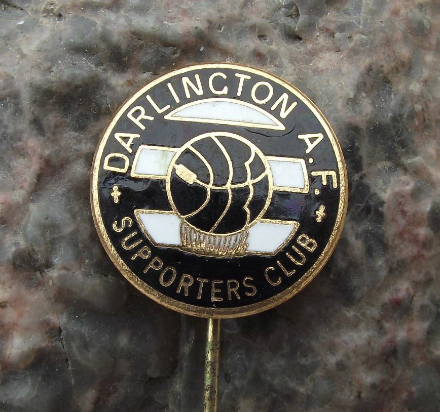 Vintage Darlington Football Supporters Club DFC English Soccer Crest Pin Badge - Badgecrazy
