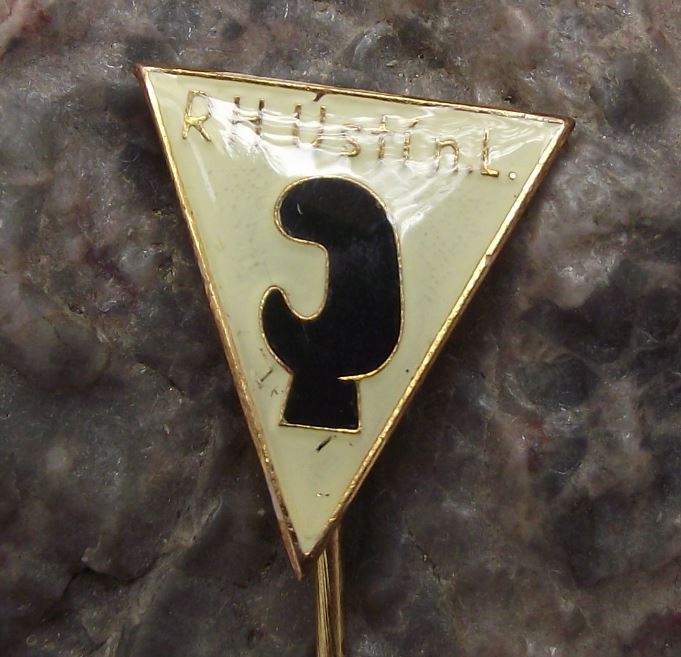 Antique Czechoslovakia Boxing Boxer Club RH Usti nad Labem Glove Pin Badge - Badgecrazy