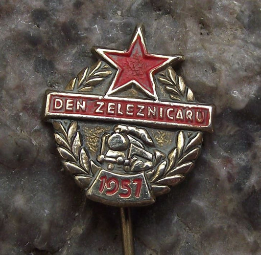 1957 Czechoslovak Rail Workers National Trade Union Day Steam Train Pin Badge - Badgecrazy