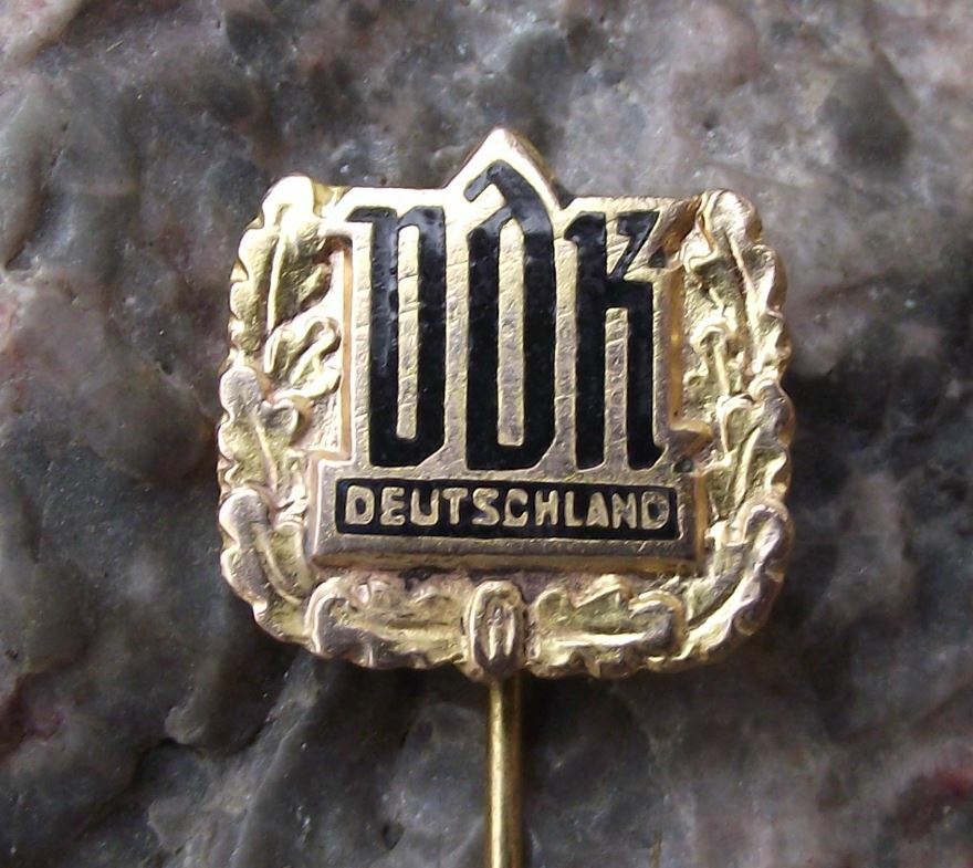Vintage Sozialverband VdK Deutschland German War Veterans Association Pin Badge - Badgecrazy