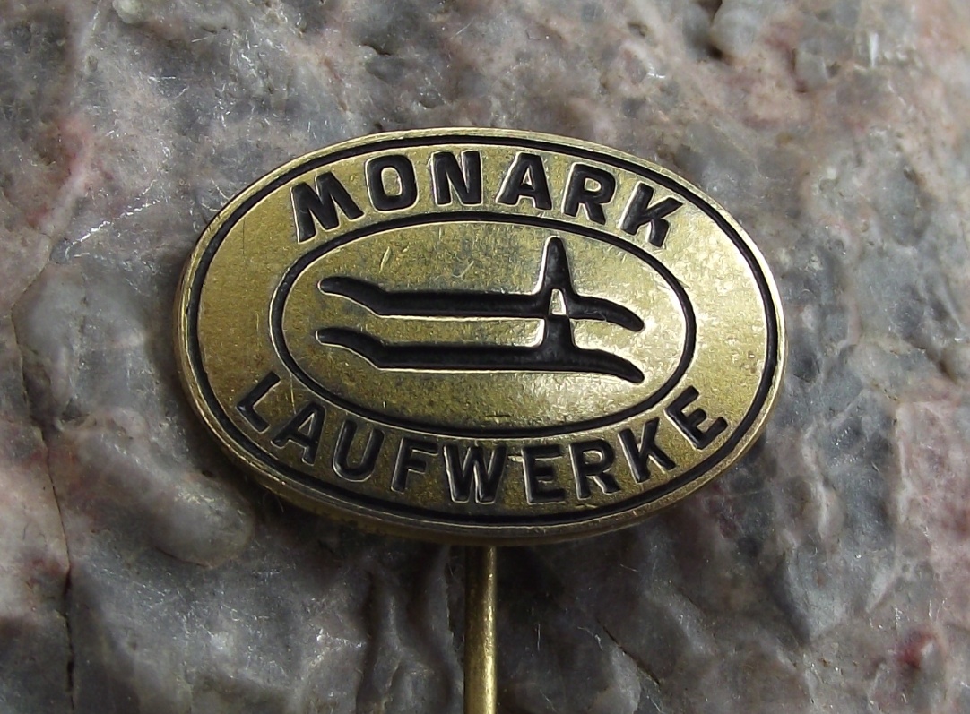 Vintage Monark Laufwerke German Car Running Gear Drives Advertising Pin Badge - Badgecrazy