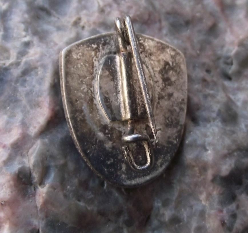 East German DDR GDR Gun Target Marksman Military Shooting Award Pin Badge Blue - Badgecrazy
