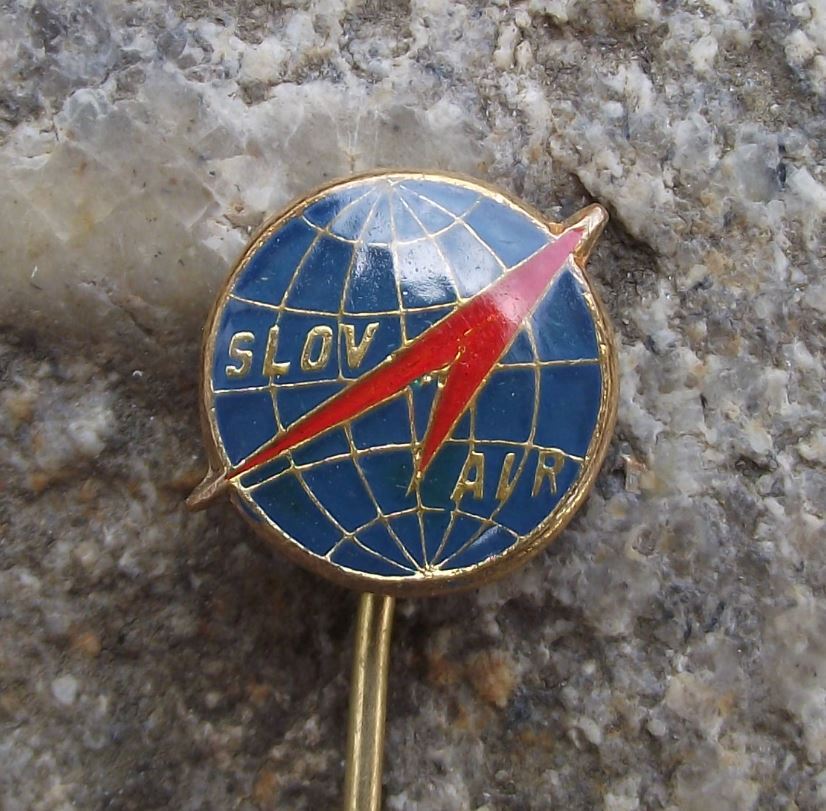 Slov Air Czechoslovakian Airline Slovak Transport Aircraft Delta Logo Pin Badge - Badgecrazy