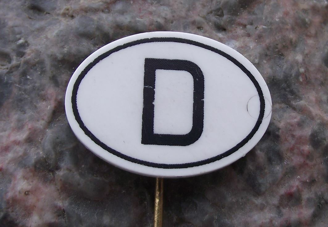 International Vehicle Registration Code West Germany German Letter D Pin Badge - Badgecrazy