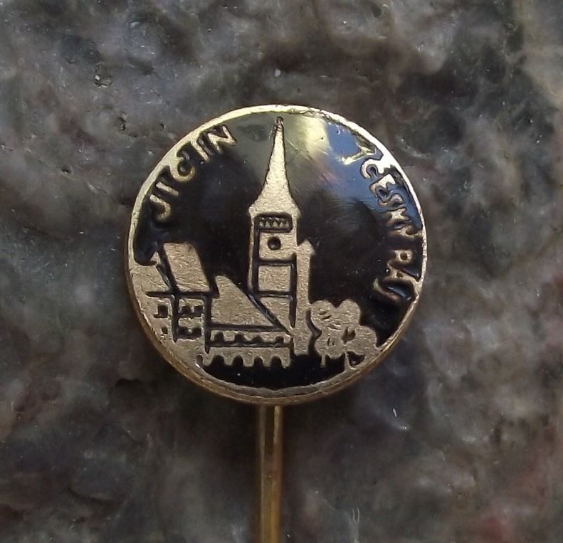 Jicin Titschein Gitschin Cesky Raj Czech Paradise Travel Souvenier Pin Badge - Badgecrazy