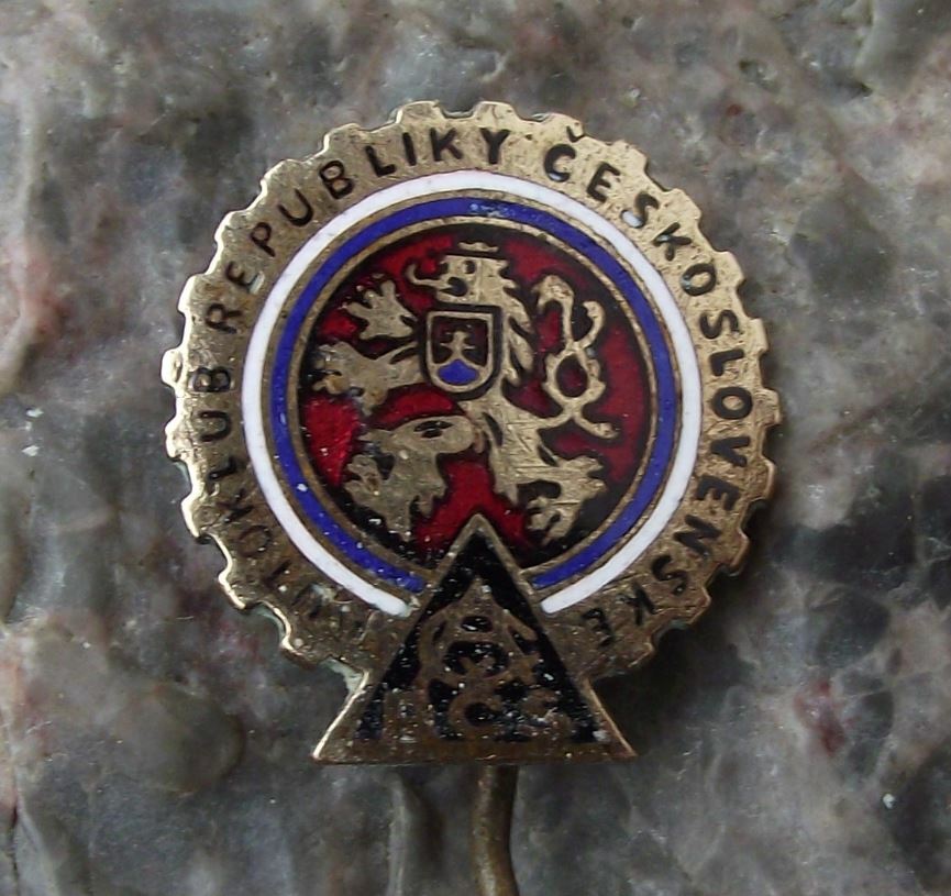 Vintage Czechoslovakia Czech AAA Association Car Owners Drivers Club Pin Badge - Badgecrazy