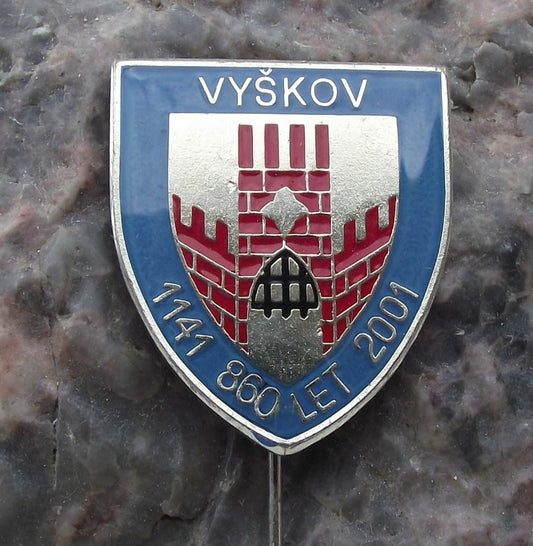 2001 Vyskov 860th Anniversary Czech Heraldic Crest Official Coat Arms Pin Badge - Badgecrazy