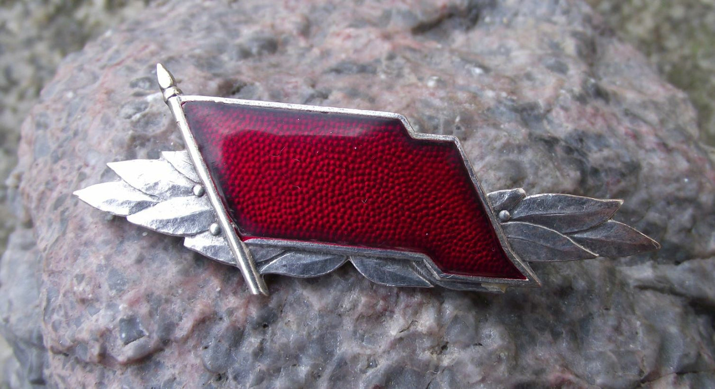 Vintage East German Paramilitary Organisation KdA Laurel Leaves DDR Pin Badge - Badgecrazy