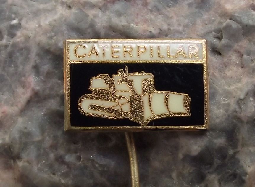 Antique Caterpillar Inc Bulldozer Engineering Company Heavy Machines Pin Badge - Badgecrazy