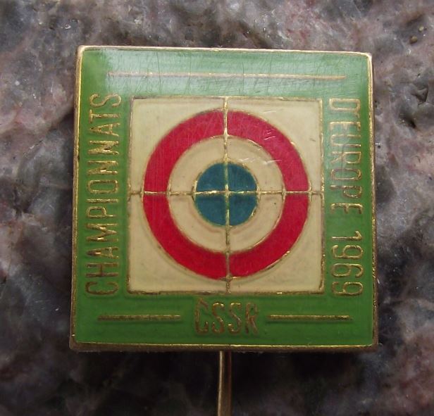 1969 Paris France European Shooting ISSF Championships Gun Target Pin Badge - Badgecrazy
