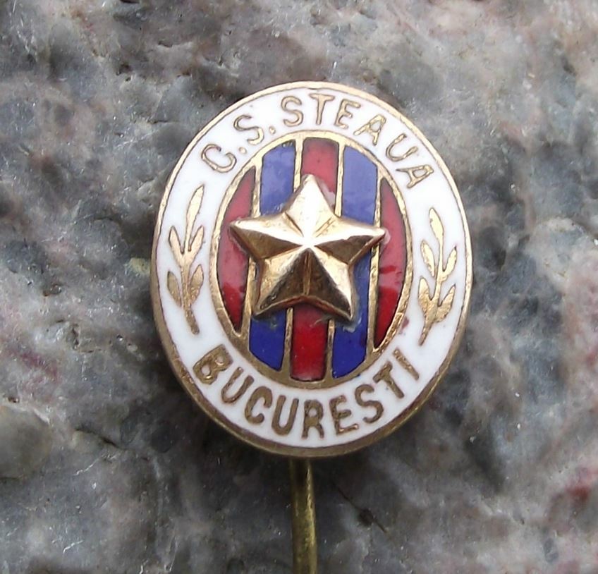 Vintage CS Steaua Buchuresti Bucharest FC Football Club Romania Flag Pin Badge - Badgecrazy