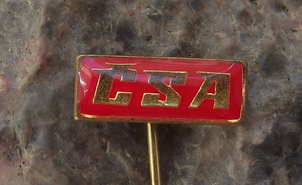 CSA Czech Airlines Czechoslovakia Official Logo Airliner Aircraft Firm Pin Badge - Badgecrazy