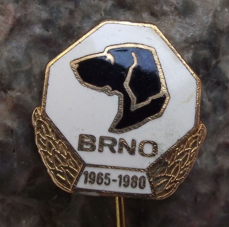 1980 International Dog Breeders Club Show Event Brno 25th Anniversary Pin Badge - Badgecrazy
