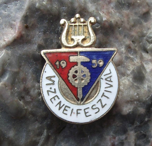 1959 VI 6th Hungary Music Festival Hungarian Concert Musical Harp Logo Pin Badge - Badgecrazy