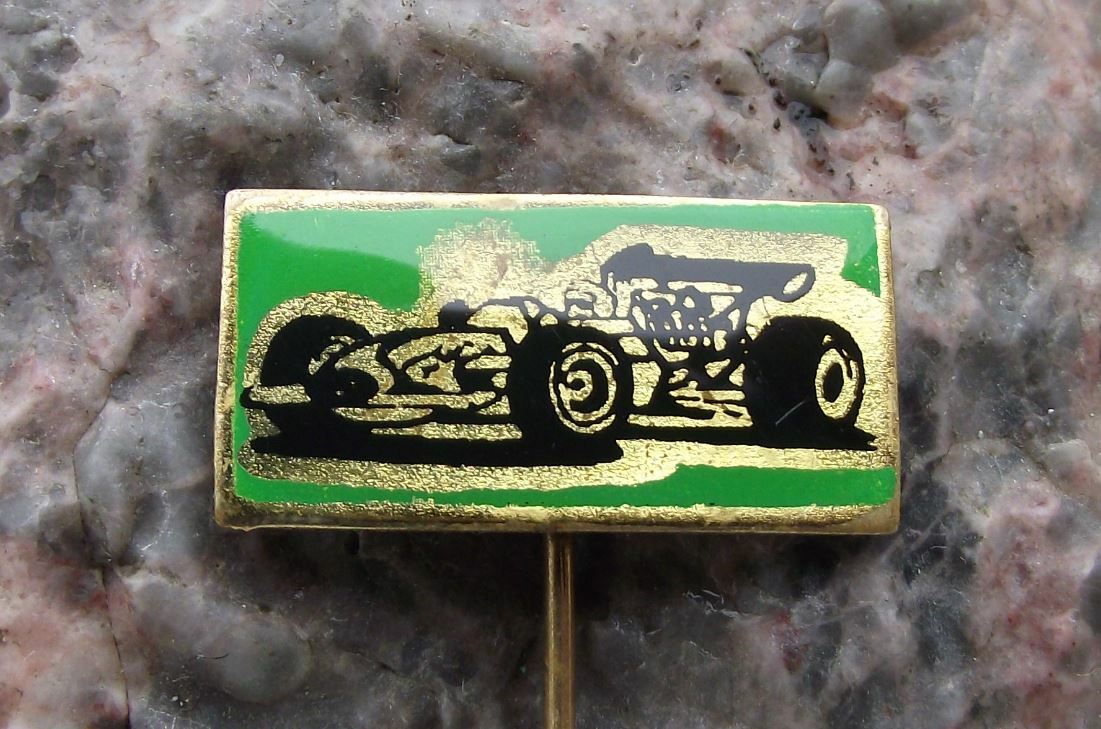 1970's Antique Classic Formula 1 One Grand Prix Track Racing Car Pin Badge - Badgecrazy