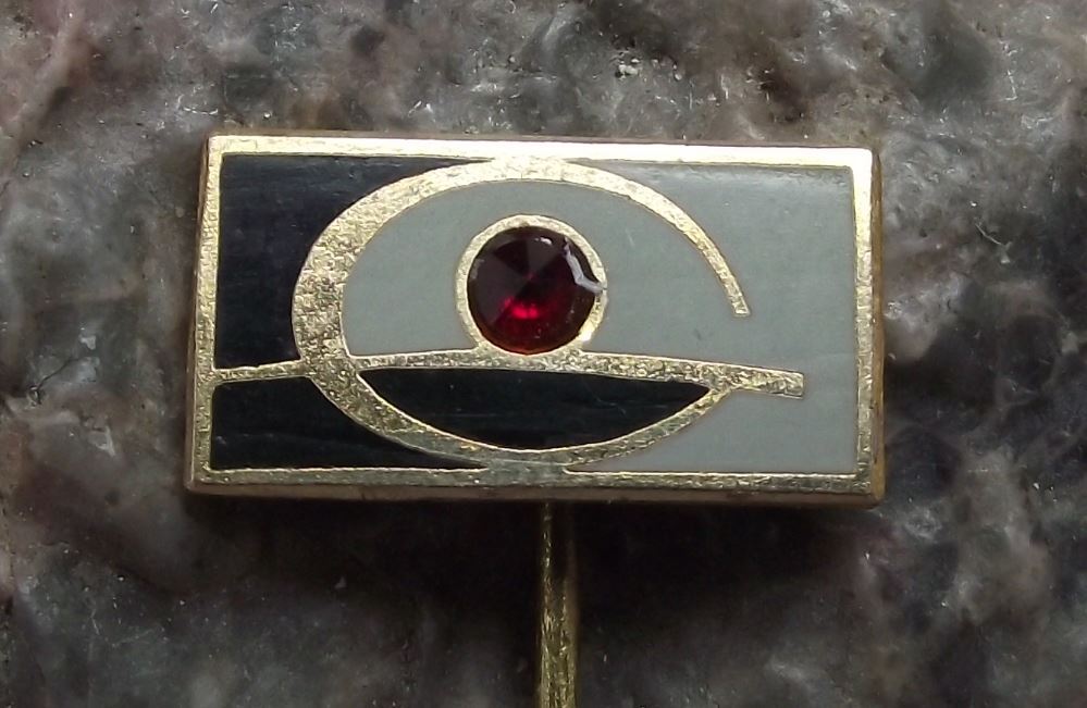 Antique Bohemian Garnet Czech Gemstone Jewellery Company Advertising Pin Badge - Badgecrazy