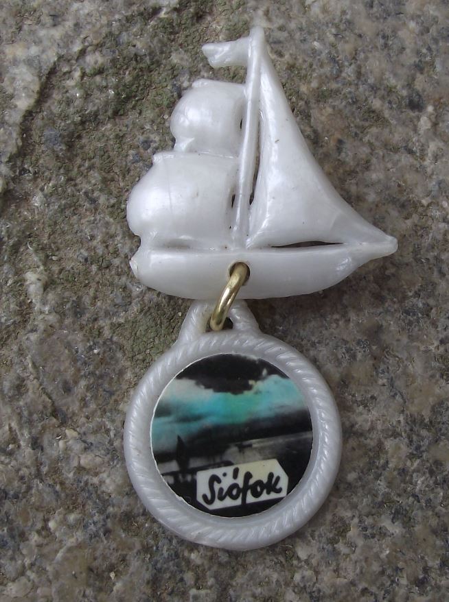 Siofok Hungary Resort Sailing Ship Boat Photograph Tourist Souvenier Pin Badge - Badgecrazy