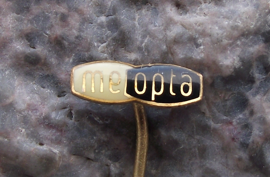 Vintage Meopta Czech Stereo TLR & Spy Camera Company Advertising Logo Pin Badge - Badgecrazy