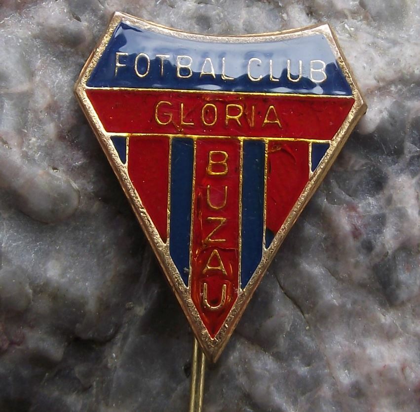 Antique SCM Fotbal Sport Club Gloria Buzau Soccer Football Romania Pin Badge - Badgecrazy