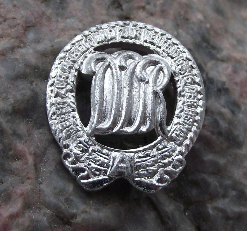 Antique DTSB East German DDR Central Sports Performance Class A Silver Pin Badge - Badgecrazy