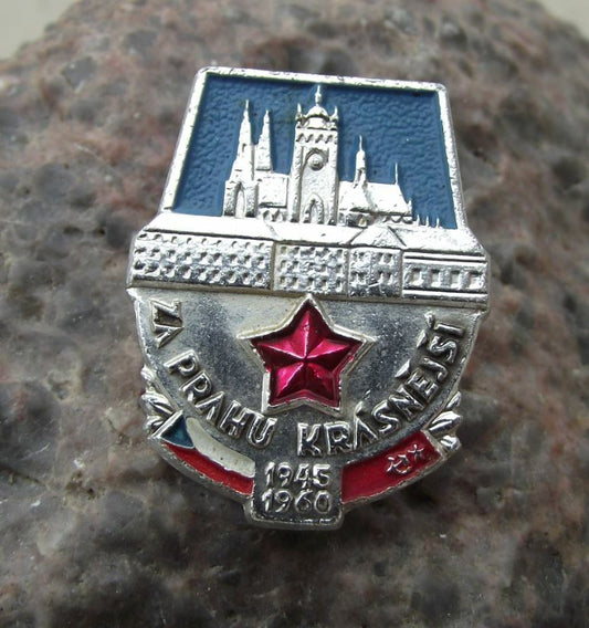 1960 Beautiful Prague 15th World War 2 Anniversary St Vitus Cathedral Pin Badge - Badgecrazy