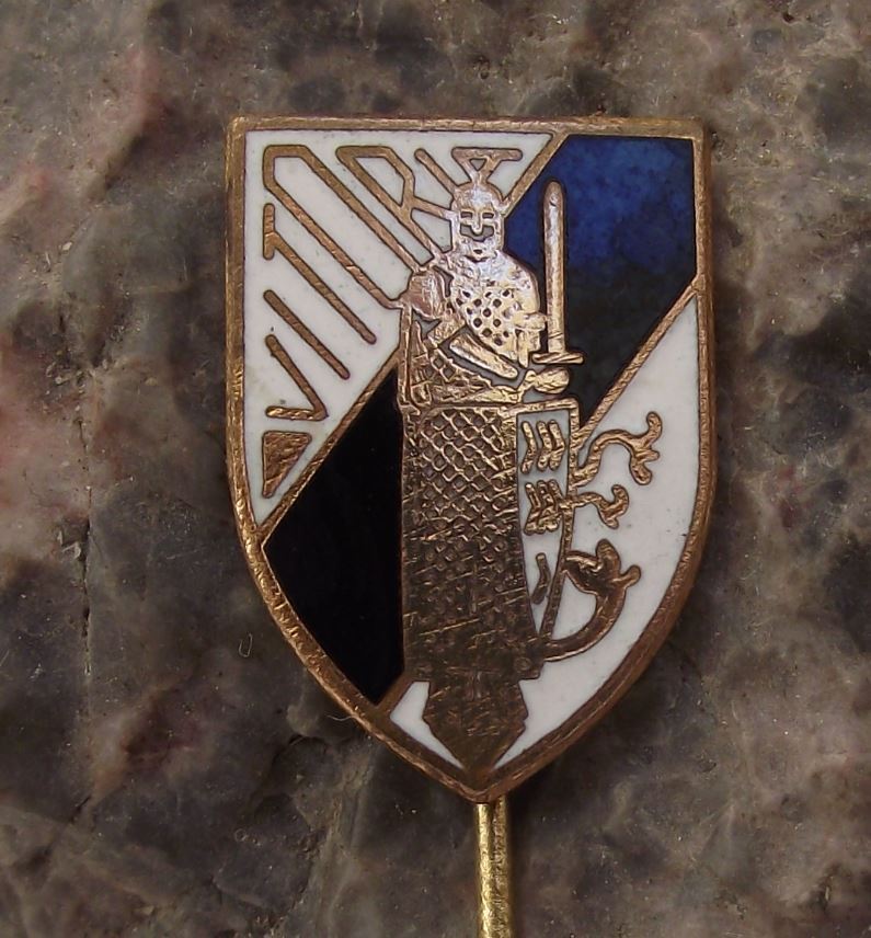 Antique Vitoria SC Vitória S.C. Portugal Knight Football Soccer Club Pin Badge - Badgecrazy