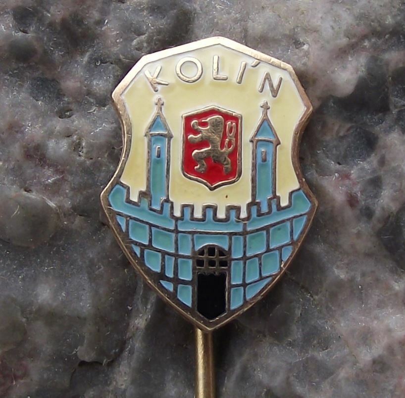 Antique Kolin Dragon Castle Heraldic Crest Czech Coat of Arms Tourist Pin Badge - Badgecrazy