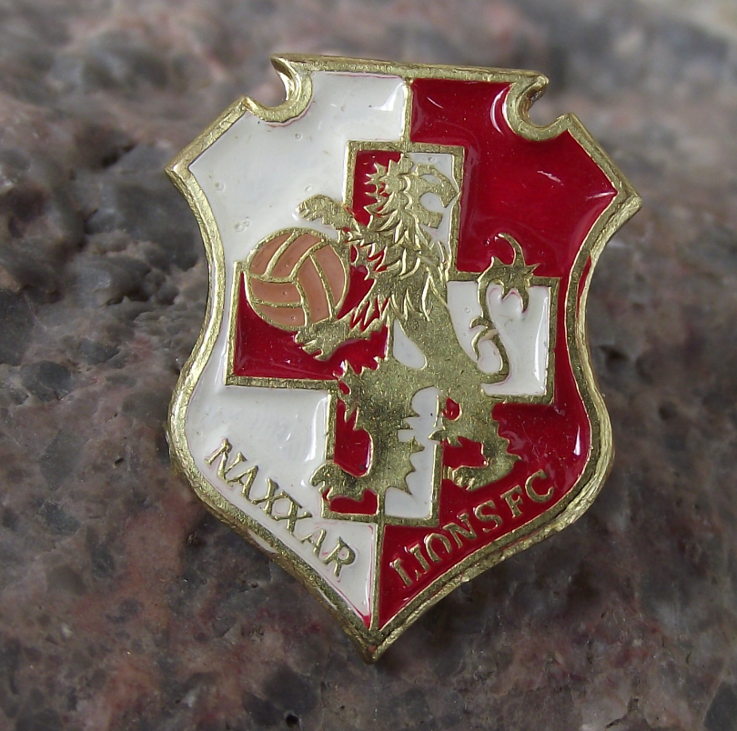 Naxxar Lions F.C. Malta Football Club Soccer Team Supporters Tie Pin Badge - Badgecrazy