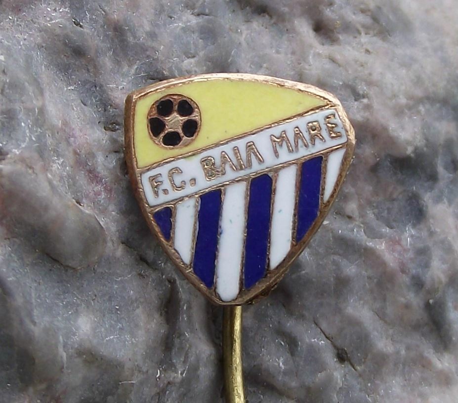 Vintage FCS Minaur FCM Baia Mare Romania Romanian Soccer Football Club Pin Badge - Badgecrazy