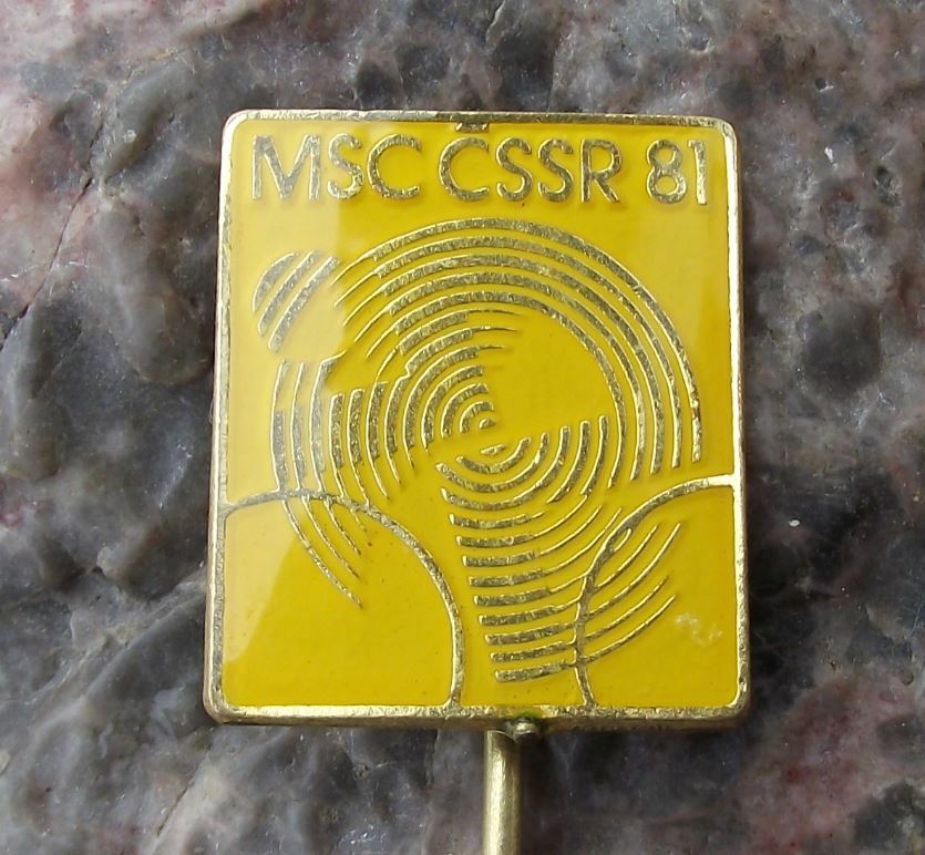 1981 UCI Track Cycling World Championships Brno Bike Bicycle Racing Pin Badge - Badgecrazy