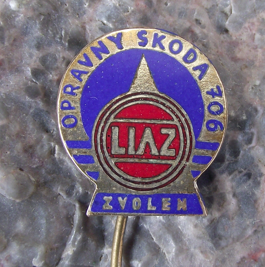 Antique Liaz Skoda 706 Classic Bus Coach Repair Centre Service Zvolen Pin Badge - Badgecrazy