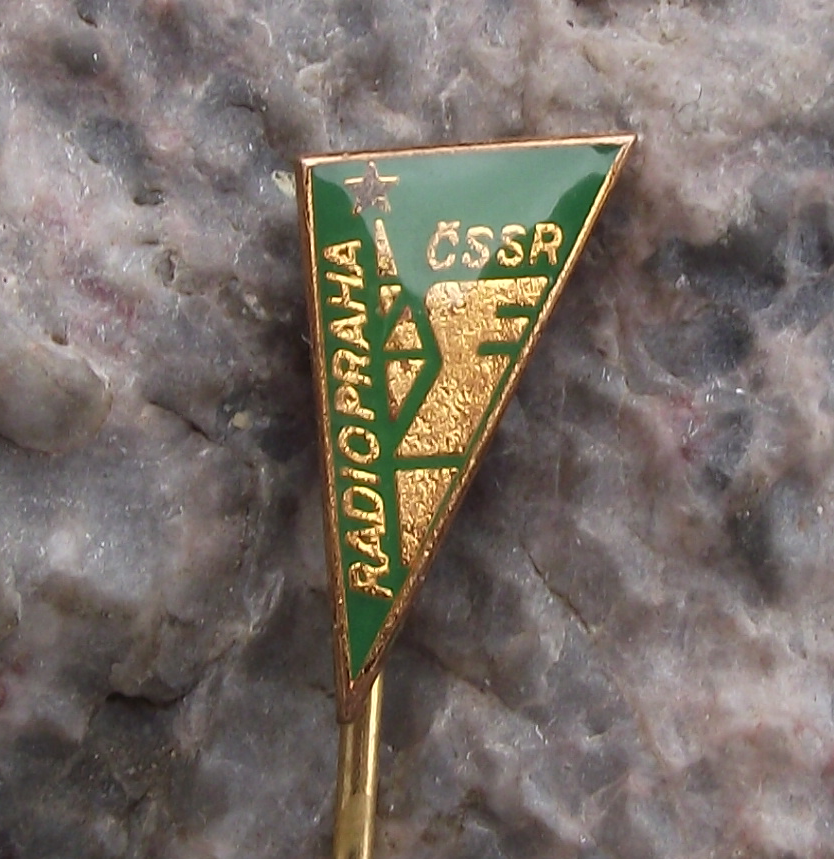 Radio Praha Prague CSSR Czechoslovakia Transmitter Tower Triangle Pin Badge - Badgecrazy