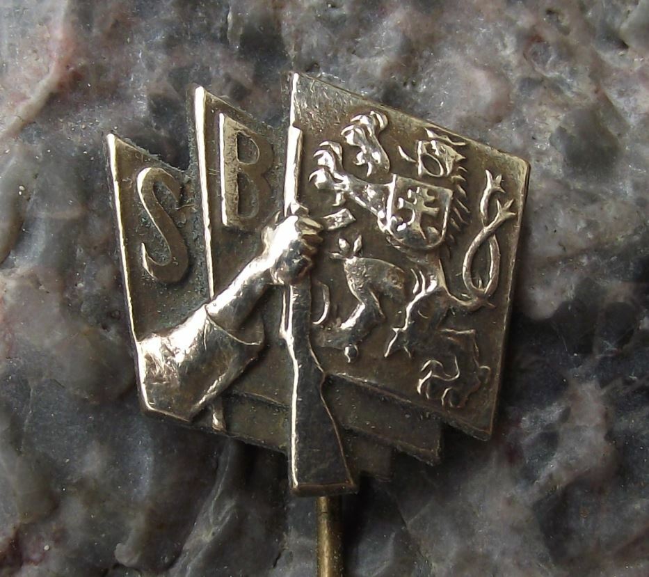 Antique Defense Union Czechoslovakia Ministry of Defence Soldier SB Pin Badge - Badgecrazy