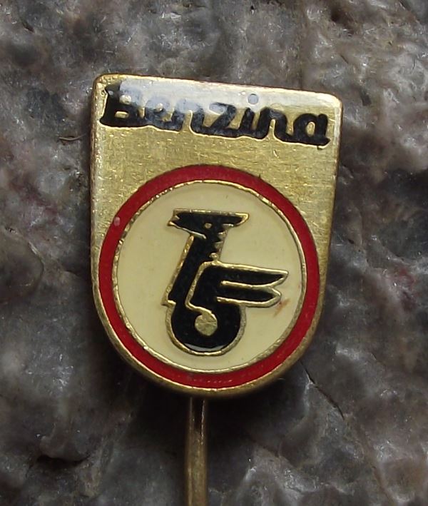 Benzina Fuel Motor Petrol Unipetrol Company Oil Winged Horse Pegasus Pin Badge - Badgecrazy