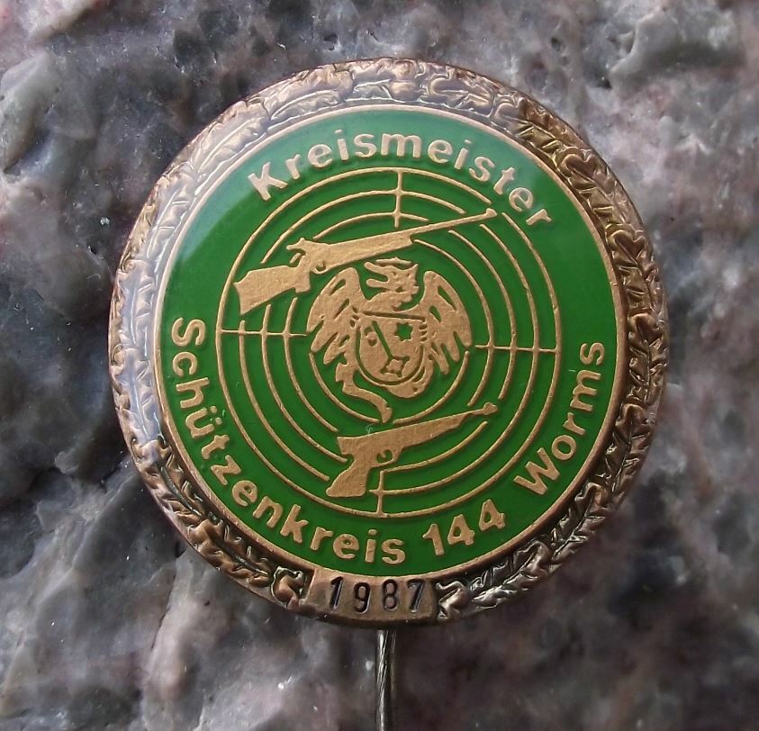 1987 Germany 144 Calibre Rifle Pistol Shooting Competition Gun Bronze Pin Badge - Badgecrazy