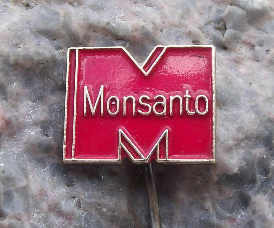 Vintage Monsanto USA Farming Agricultural Agrochemical Chemical Firm M Pin Badge - Badgecrazy