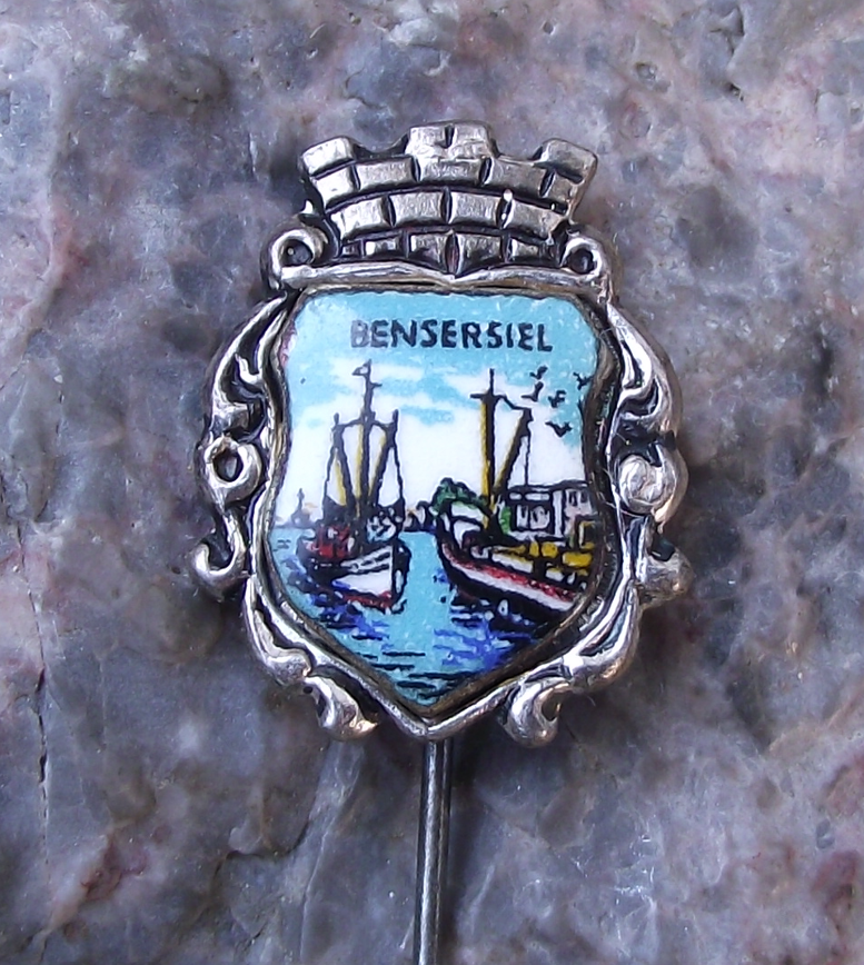 Vintage Bensersiel North Sea Spa Germany German Tourist Souvenier Ship Pin Badge - Badgecrazy