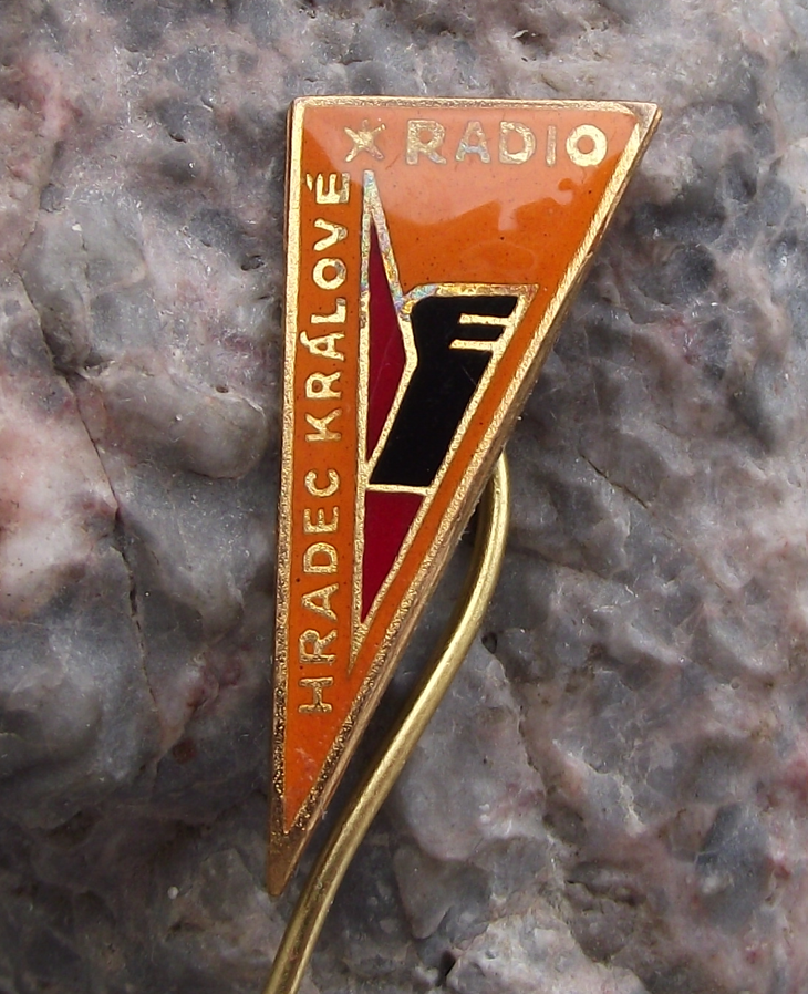 Vintage Radio Hradec Kralove Czech State Broadcaster Communist Pin Badge - Badgecrazy